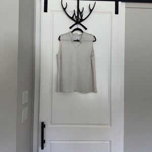 CAbi silky, sleeveless blouse, size XL, light gray color